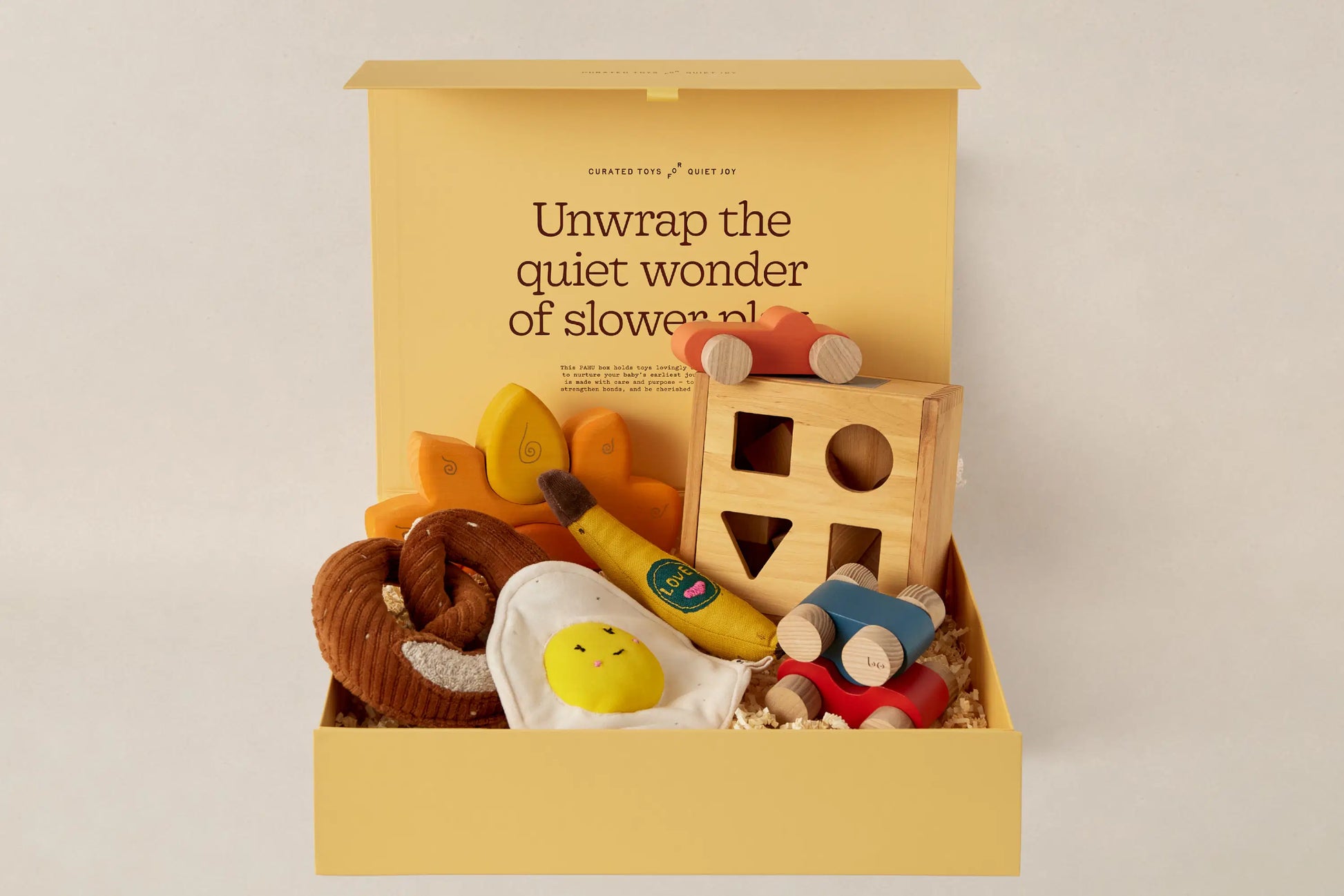 Pahu 11 to 12 months Montessori baby box with toys for first steps and language development